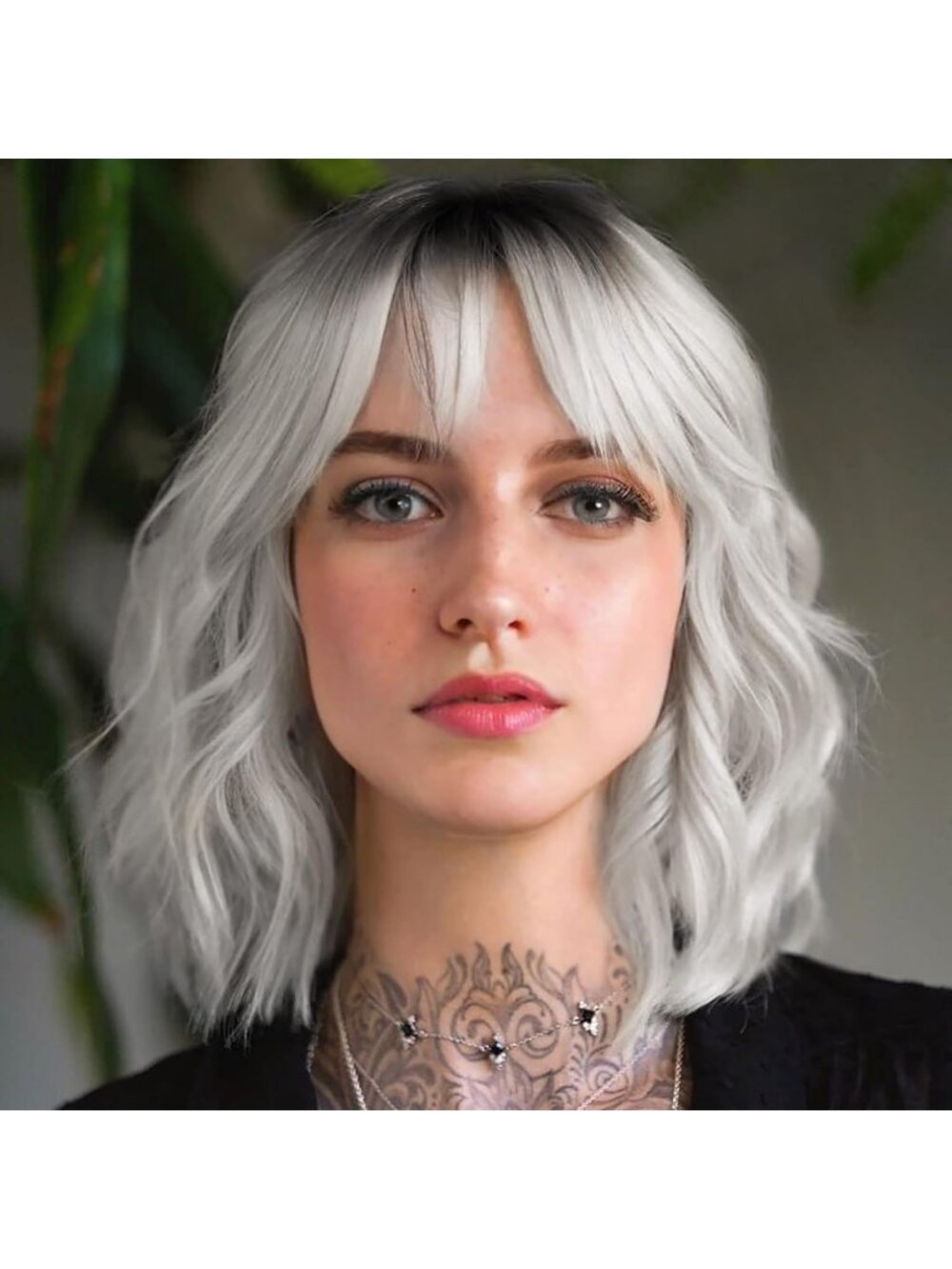 Women's Ombre Grey 14 Inch Shoulder Length Short Wavy Hair Bob Wig with Bangs